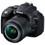 尼康（Nikon） D5300 单反套机（AF-S DX 18-55mm f/3.5-5.6G VR II 尼克尔镜头）黑色