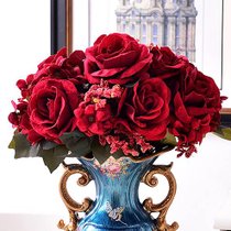 A欧式美式家居样板间复古花瓶花器摆件仿真玫瑰绢布花艺装饰摆设(手感绒布红花2束（不含花瓶）)