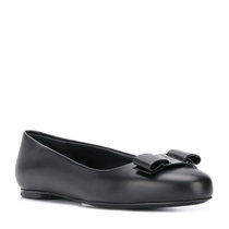 Salvatore Ferragamo女士黑色皮革平底鞋 01-M621-7203956黑 时尚百搭