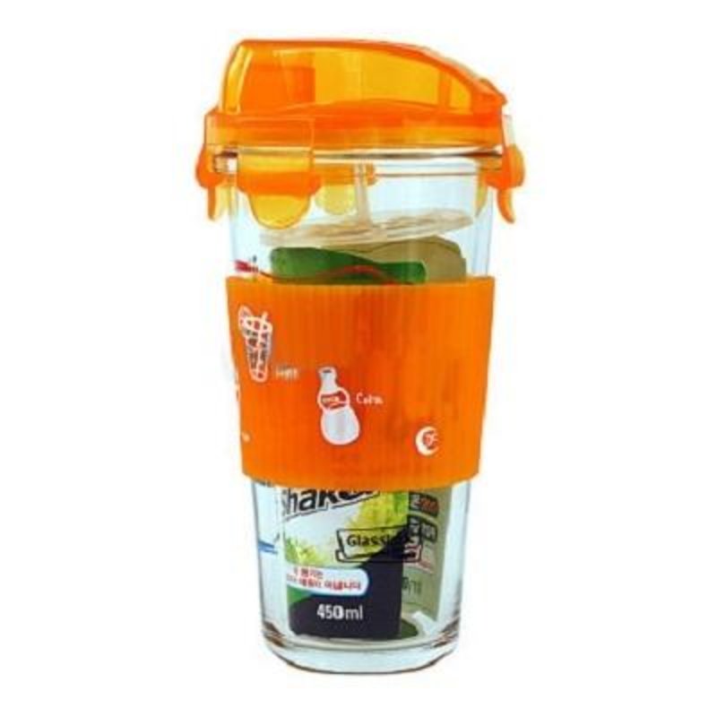 光影下的竹韵与水杯短剧的魅力，光影下的竹韵与水杯短剧，艺术与情感的交融魅力