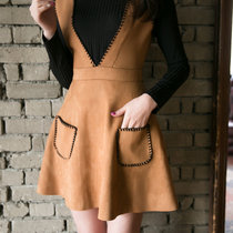 Mistletoe日韩女装新款时尚鹿皮绒背带裙 V领显瘦修身连衣裙(巧克力色 XL)