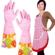 自由城 长袖洗碗清洁手套 家务保暖手套+PVC围裙套装围裙+手套两双 颜色随机