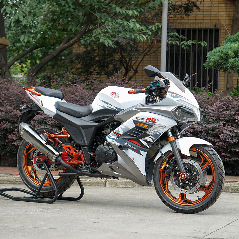 国美可上牌r6摩托车跑车250ccc地平线机车大公路赛趴赛助力车街车白色