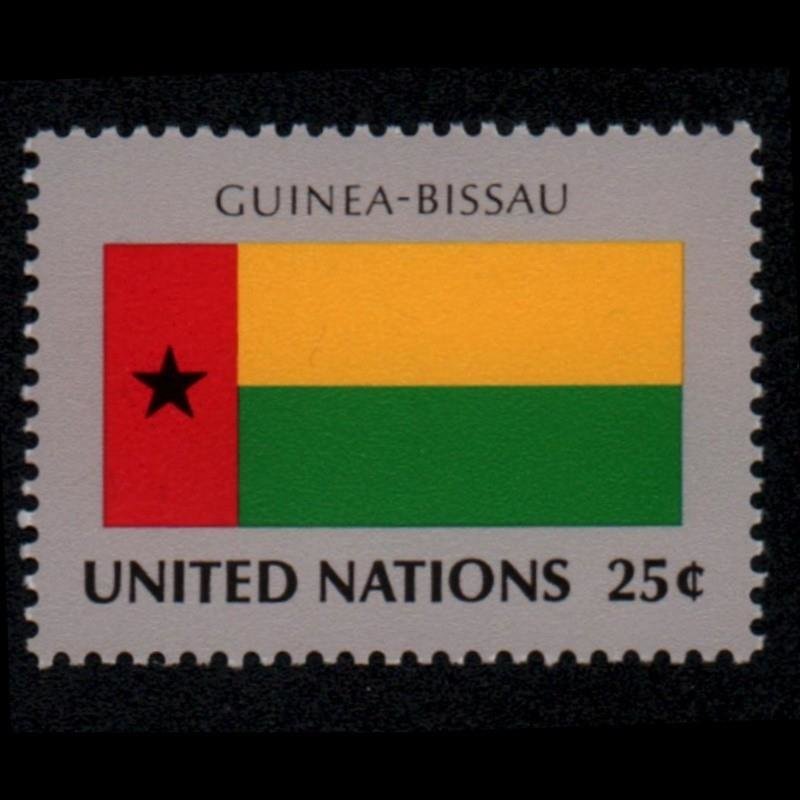 东吴收藏 联合国国旗 邮票 成员国国旗 之五(1989-3(4-3) 几内亚比绍)