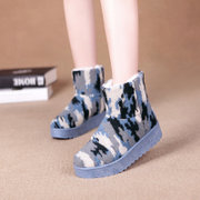 2014冬季新款韩版女雪地靴子 迷彩休闲短筒保暖毛毛防滑拼色短靴（805）(海洋蓝 40)