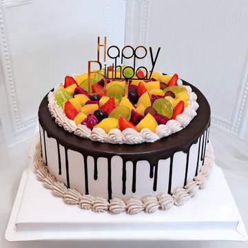 巧克力水果生日蛋糕图图片