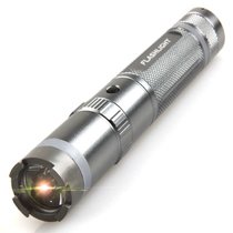 夏拓 户外骑行LED强光手电筒 高电压电棍 910防身电击棒(银色)
