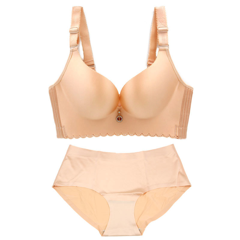 大码文胸薄款加大胸全罩杯收副乳隐形性感内衣女胸罩胖mm95e肤色套装