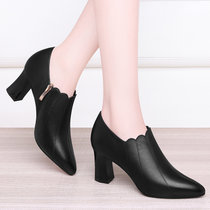 女士皮鞋真皮职业粗跟妈妈单鞋2022年新款春季深口黑色软皮高跟鞋(36 黑色/9603(跟高6.5cm))