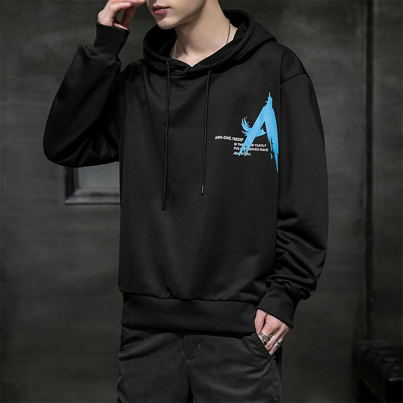 卡帝乐鳄鱼卡帝乐鳄鱼2021秋冬男士新款时尚休闲连帽卫衣l码黑l码黑