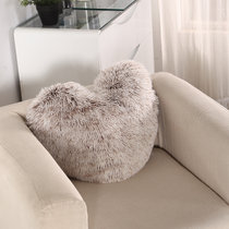 艾虎 毛绒靠背靠枕含芯 心形抱枕可爱韩国公主沙发卧室靠枕(咖啡色)