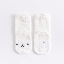 冬季新款加厚羽毛绒卡通袜婴幼儿小童宝宝防滑地板袜子批发(白色 M码)
