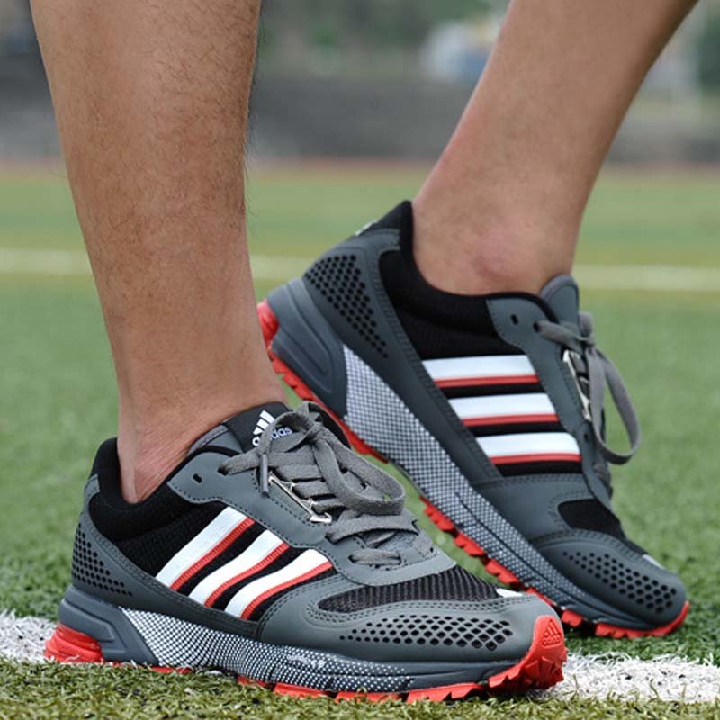 马拉松 adidas aktiv系列缓震男子旅游跑步鞋 运动跑鞋(灰红 41)图片