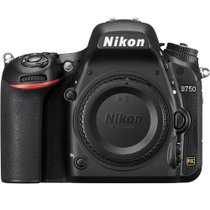 尼康（Nikon）D750单反数码照相机 全画幅机身 (约2432万有效像素 51点自动对焦 可翻折屏 内置WiFi)