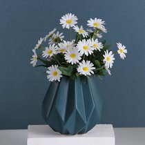 北欧陶瓷折纸花瓶莫兰迪花器仿真花艺玫瑰套装客厅玄关装饰摆件(墨蓝花瓶+白色雏菊)