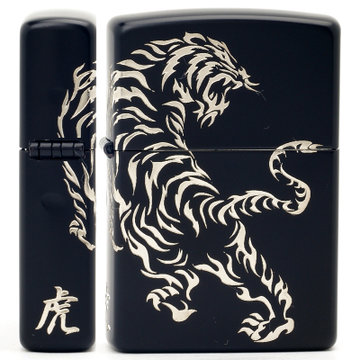 芝宝zippo打火机 银色咆哮猛虎 黑漆两面雕刻虎虎生威 上山虎tiger