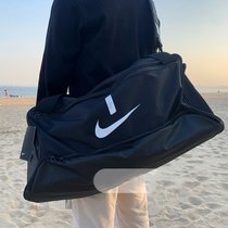 Nike耐克男包女包 2022夏季新款运动包旅行包休闲手提包训练健身桶包单肩包CU8090-010(黑色 MISC)