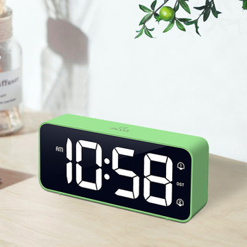 汉时(hense)多功能电子闹钟高清led智能音乐台钟贪睡简约闹铃床头钟ha