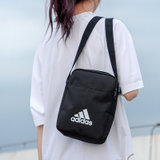 Adidas阿迪达斯男包女包 2022春季新款运动包时尚休闲包耐磨户外旅行单肩斜挎包H30336(黑色 MISC)