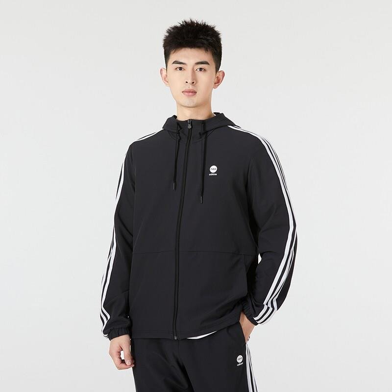 adidas阿迪达斯男装2022春夏新款运动服潮流时尚休闲防风连帽夹克外套