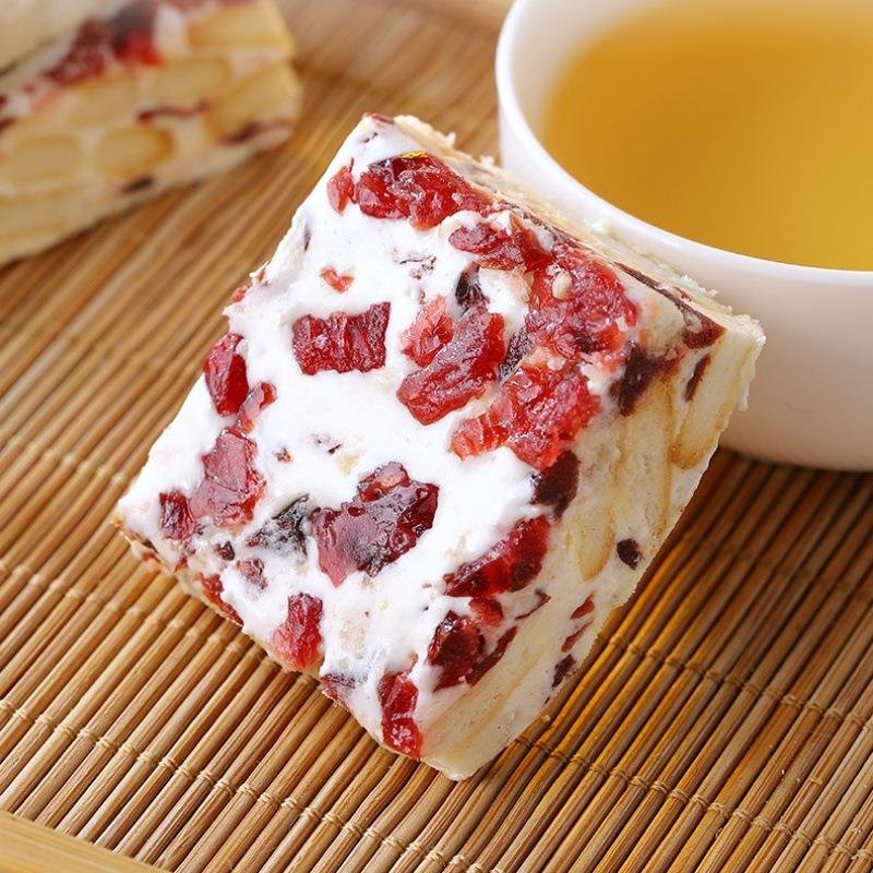 雪花酥网红休闲小零食牛轧奶芙早餐传统糕点点心零食食品批发