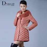 dngr2013新款秋冬季女士中长款真皮皮衣 女 皮衣羽绒服(粉红色 L)
