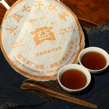 大益普洱茶熟茶7672老茶2005年 随机批次单饼(357g单饼)