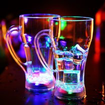 七彩发光杯子水就亮啤酒杯遇水就亮夜光杯会变色的塑料杯子(默认 500毫升有柄可乐啤酒杯【2个】)
