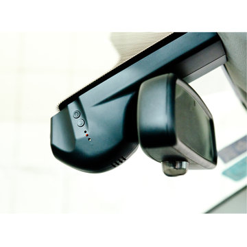 宝马专车专用隐藏式记录仪器 迈卡盾1系3系4系5系7系x1x3x4gt手机wifi