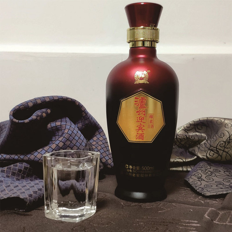 【四川泸州泸州老窖白酒图片】泸州老窖迎宾酒52°500ml*6 精选优质