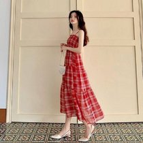格子吊带雪纺连衣裙女2021气质森系长款小清新裙子收腰露肩长裙(红色 XL)