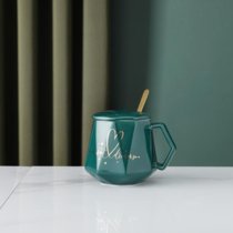 创意陶瓷水杯咖啡杯礼盒套装带盖勺欧式马克杯广告杯(绿色单杯 盖子 勺子（泡沫装）)