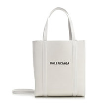 BALENCIAGA巴黎世家女士米白色小牛皮平原图案休闲手提包米白色 时尚百搭