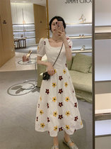 裙子2021夏季女新款法式碎花连衣裙收腰显瘦气质女神范泡泡袖长裙(图片色 S)