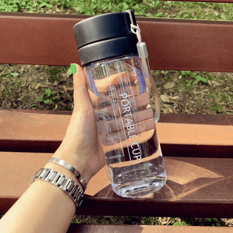 便携大容量水杯韩版简约清新运动太空杯子森系优雅黑600ml透明单杯