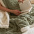 冬季保暖加厚羊羔绒毯子双层珊瑚绒毛毯沙发盖毯办公室休闲空调毯(茶绿)