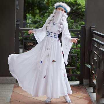 影视古装女白色还珠格格抖音同款香妃衣服含香蒙族飘逸cos秋汉服白色