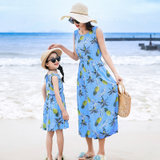 亲子装夏季新款母女度假沙滩背心长裙110-160 S-XL码女童绵绸宽松无袖连衣裙06(110（身高100-110） 蓝色)