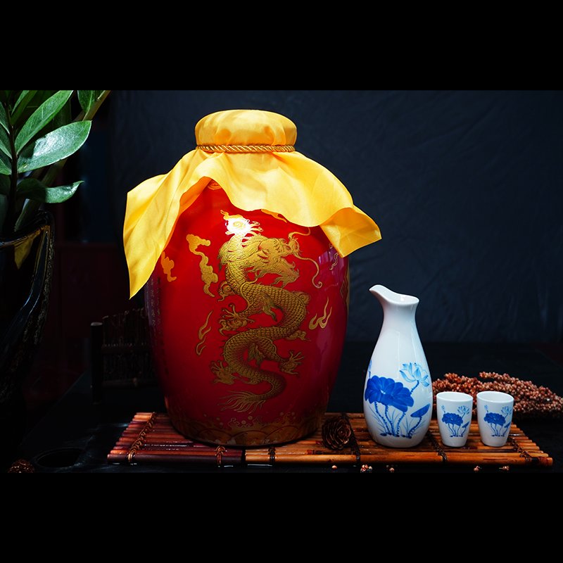 十斤龙凤呈祥坛装酒陶瓷为景德镇出品龙凤呈祥坛装53度酱香型白酒