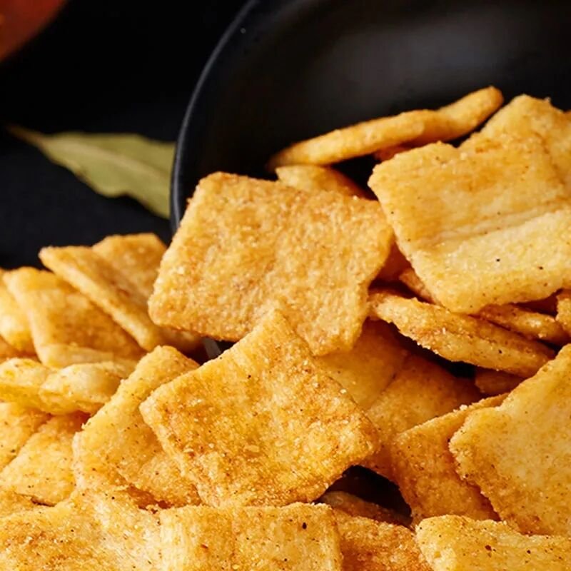 锅巴零食香辣麻辣味批发整箱散装小包装膨化食品50包